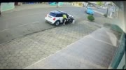 Man luckily jumps out of car's way