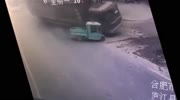 Again truck crushes a tricycle