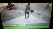 One legged man tries to rob riders