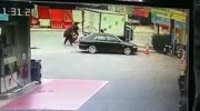 Woman gets mugged and shot in Thailand