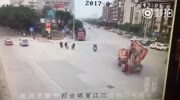 SHOCKING VIDEO SHOWS TWO PEOPLE BEING RUN OVER
