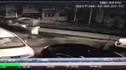 When chinese explain you how to drive safely from a parking lot