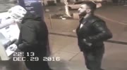Thief attempts to steal a wallet