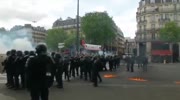 CHAOS IN PARIS AS ANNUAL MAY DAY MARCH TURNS INTO MASS RIOT IN PROTEST AGAINST MARINE LE PEN