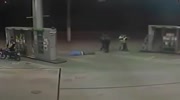 Gas station employee KO`s cold a pathetic robber