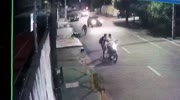Biker Fights Of Thiefs Gets Shot.