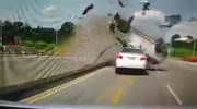 Amazing crash !