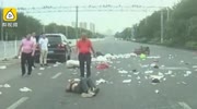 fuerte impacto contra ciclomotor