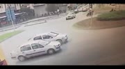 BMW who wants to pass at RED causes accident
