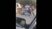 A transvestite attacks a taxi driver by beating him