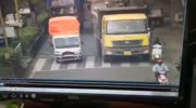 Woman falls under the truck and gets crushed