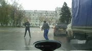 Kung Fu vs a bat -amazing Russian road rage fight