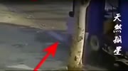Driver gets crushed by a reversing truck