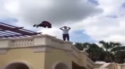 Man jumps from a terrace falls and hits his head hard