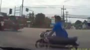 Motorcyclist gets killed by a pick up truck on the crossroad