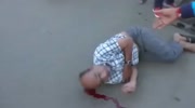 Fight of two bulls has an unexpected end