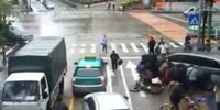 Fallen cyclist gets run over by a van
