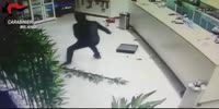 Robbers get in a violent knife fight with Sushi bar employees