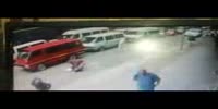 South Africa Man gets robbed in broad day light in the street