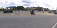 Road gang tries rob a speeding biker