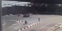Thai rider gets killed at the intersection
