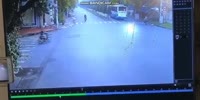 CCTV captures death of a biker and the crash of a truck