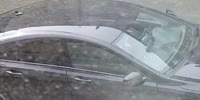 Man jerks off in his Mercedes