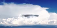 Huge UFO Sighting Filmed In Australia - April 2018