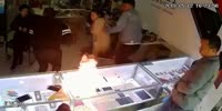 Phone explodes into man`s face