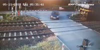 Train removes a car from tracks