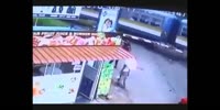 Sri Lanka: couple on a scooter killed by train