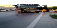 Man attacks the trucker who killed his girl