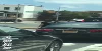 Intense road rage fight with a knife involved