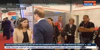 Reporter talking to minister suddenly faints on live TV