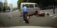 Van leaves a couple on a scooter silent