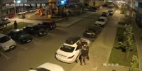Guy gets beaten badly for damaging other`s car