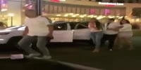 Street argue turns into the good brawl