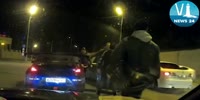 Street race pick a road rage fight