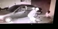Close range shootout wuth a robber ends with death of him