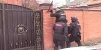Raw: arrest of gypsies gang leaders in Russia