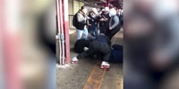 Murder during fight in NY subway (better video)