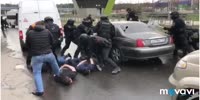 Tough arrest of Russian gang members