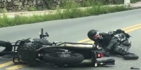 Dumbass biker gets it off rather easy