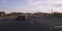 Amazing dashcam end with a head-on collision