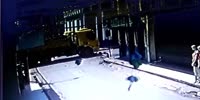 Very lucky woman survives under the truck wheels .