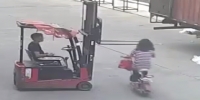 Clothesline From Hell via Forklift