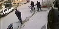 Pakistani gets robbed off his bike at gun point