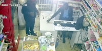 Robber Pulls AK-47 on Store Clerk