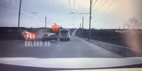 Fatal head on crash captured on dashcam