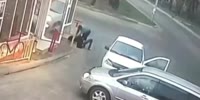 Girl gets beaten over wrong parking in Moscow
